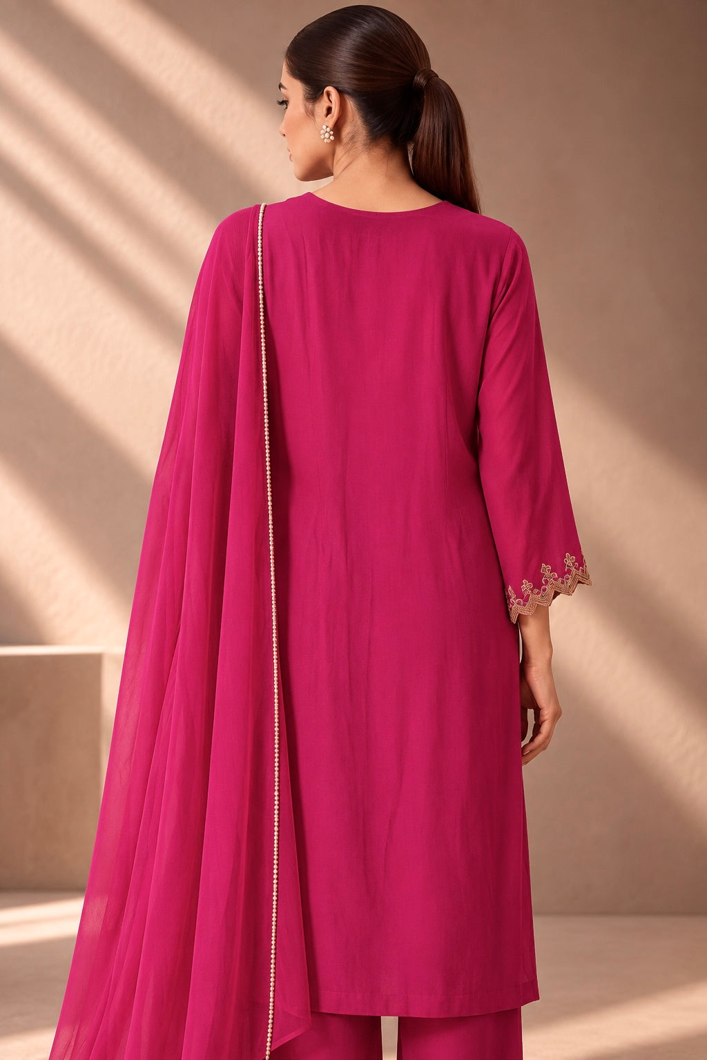 FUCHSIA PINK EMBROIDERED KURTA SET