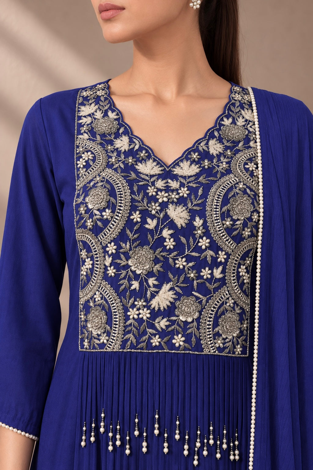NAVY BLUE EMBROIDERED KURTA SET