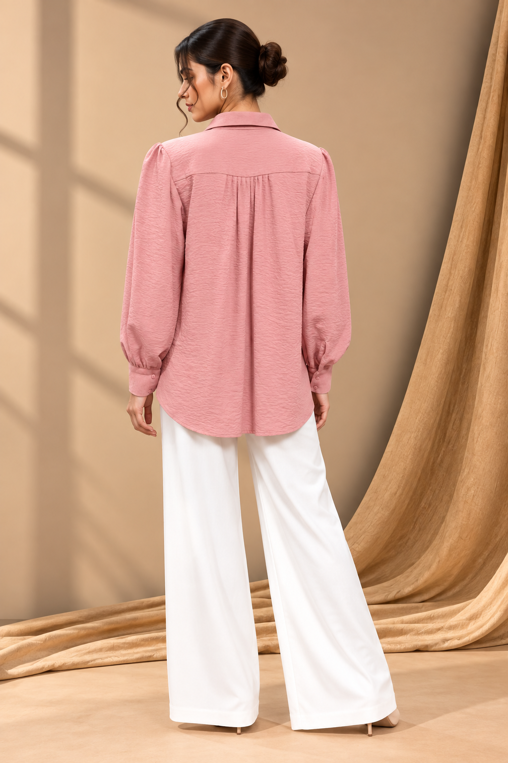 BLUSH PINK RABIT EMBROIDERED SHIRT