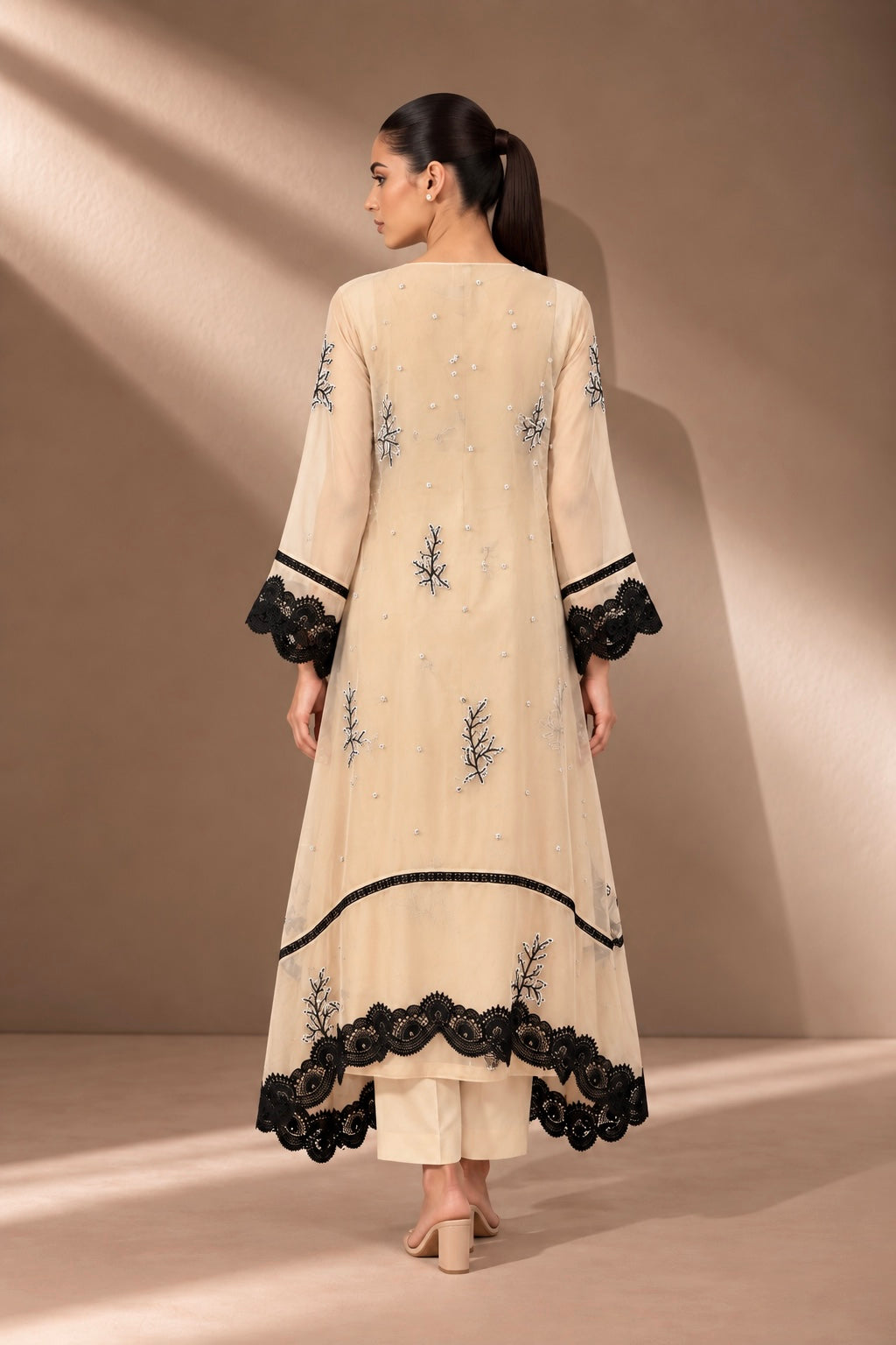 IVORY NOIR ORGANZA KURTA SET